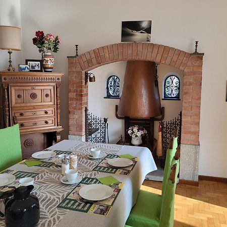 B&B Le Colombine Abbadia Lariana Exteriör bild